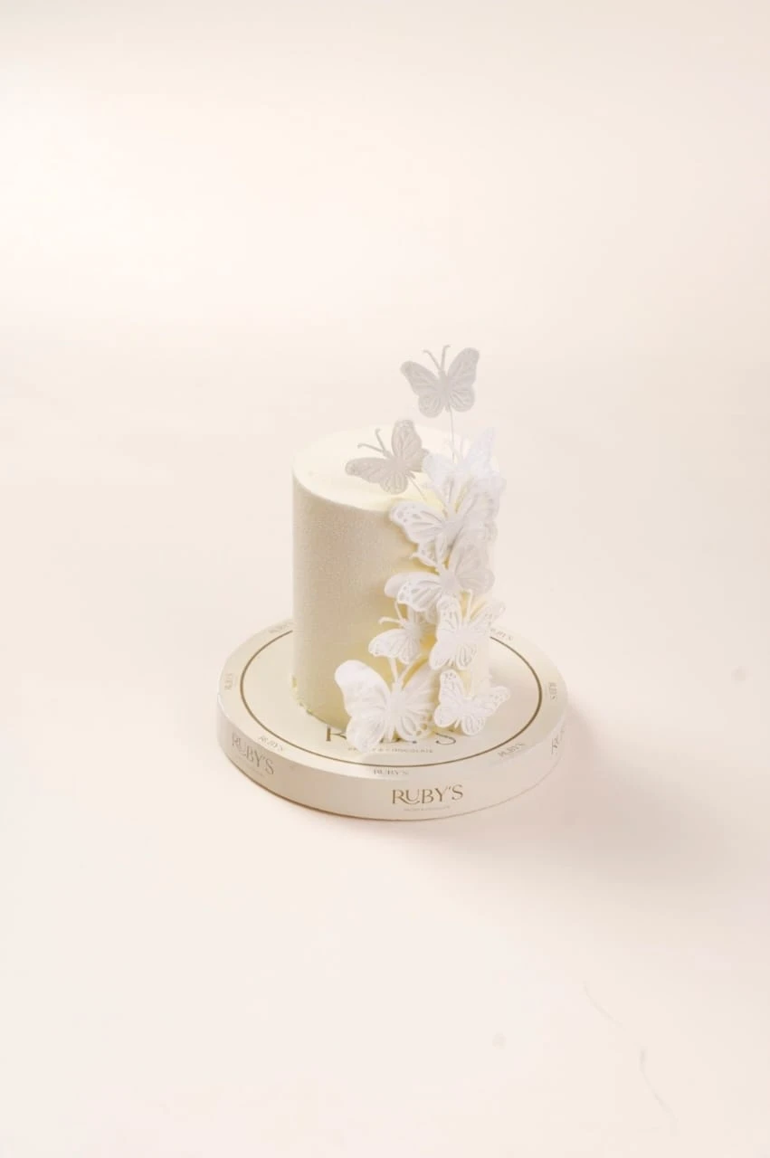 كيكة حديقة الفراشات